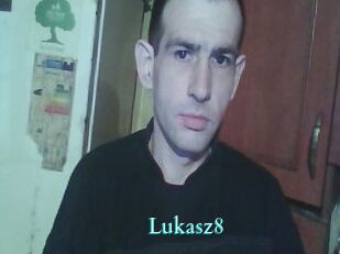 Lukasz8